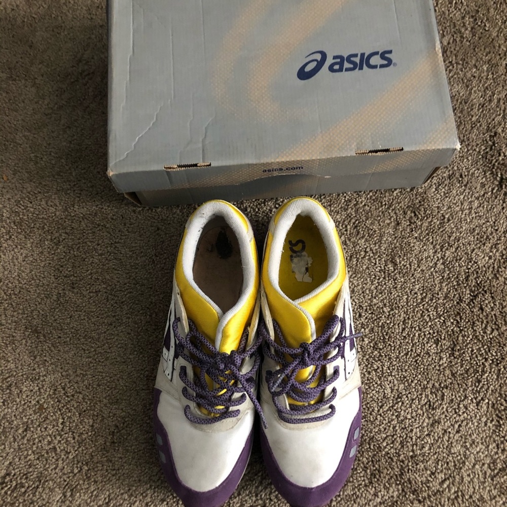 ASICS - Picture 4 of 6